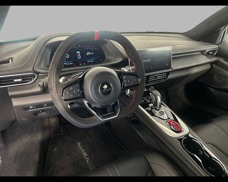 Lotus Emira usata a Roma (8)