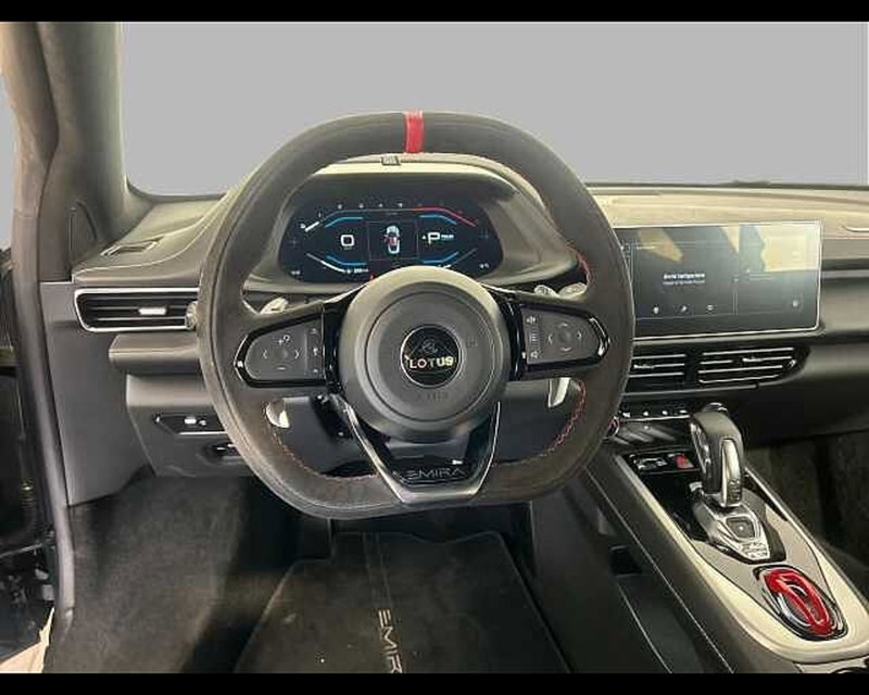 Lotus Emira usata a Roma (9)