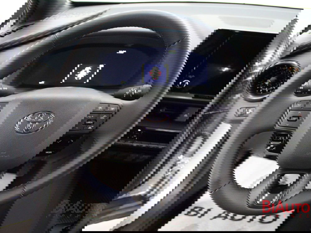 Toyota Toyota C-HR nuova a Firenze (10)