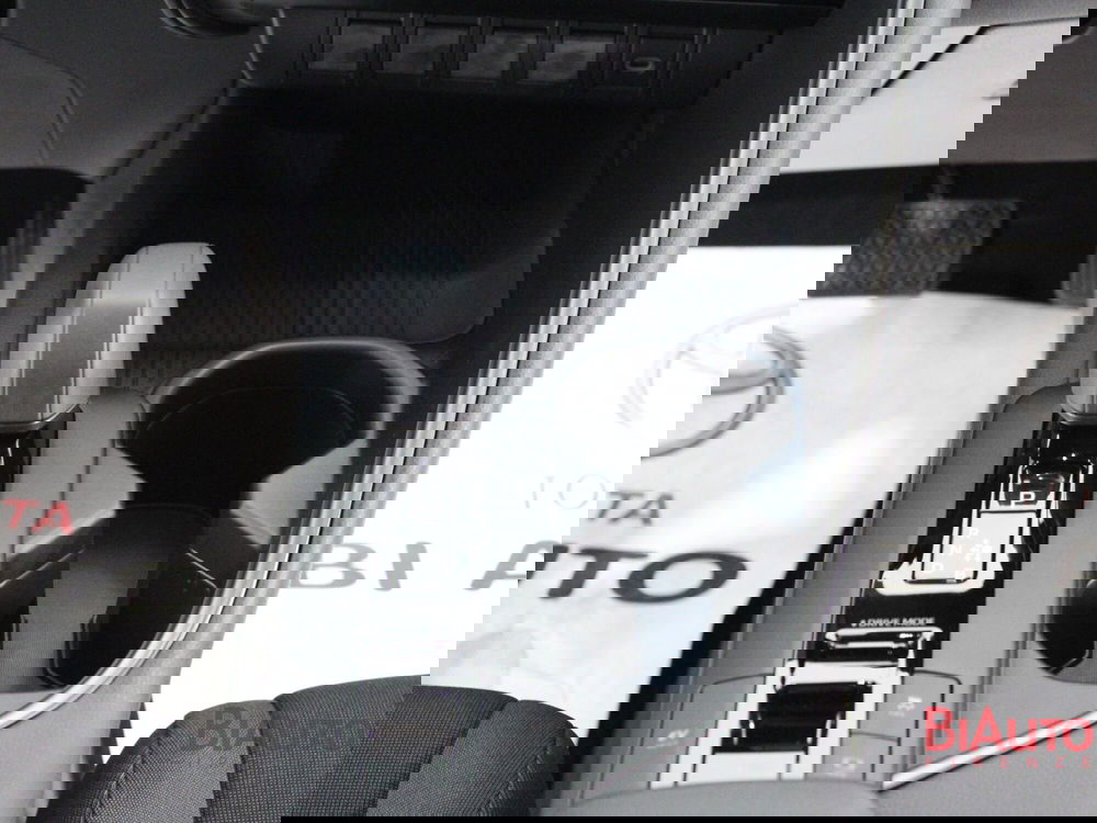 Toyota Toyota C-HR nuova a Firenze (15)