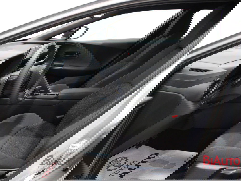 Toyota Toyota C-HR nuova a Firenze (5)