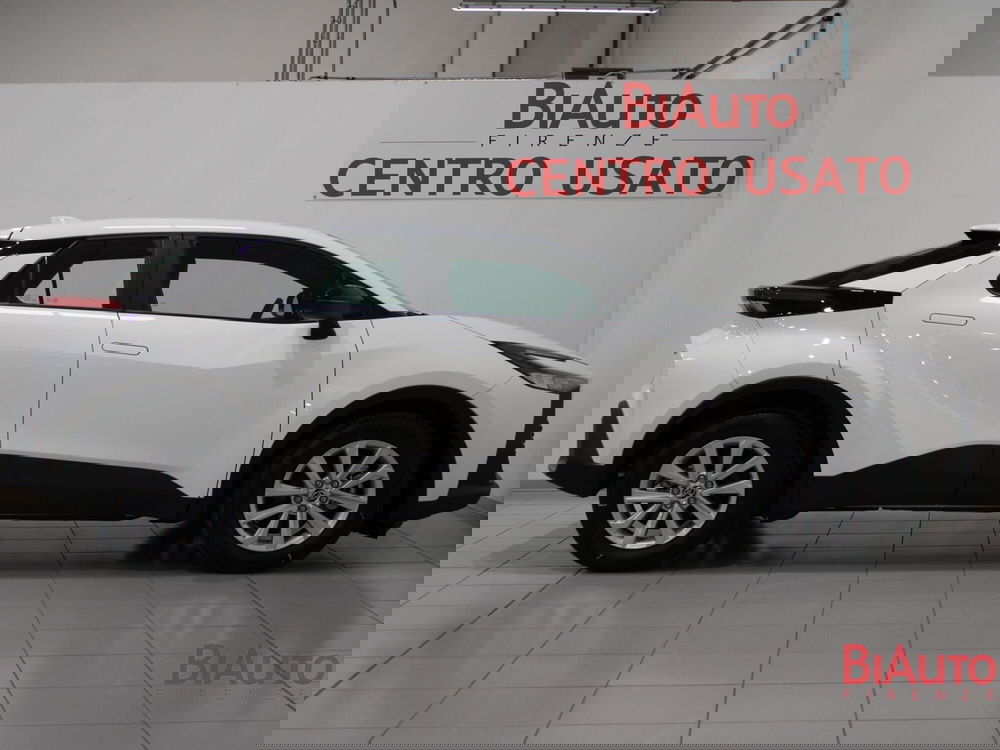 Toyota Toyota C-HR nuova a Firenze (17)