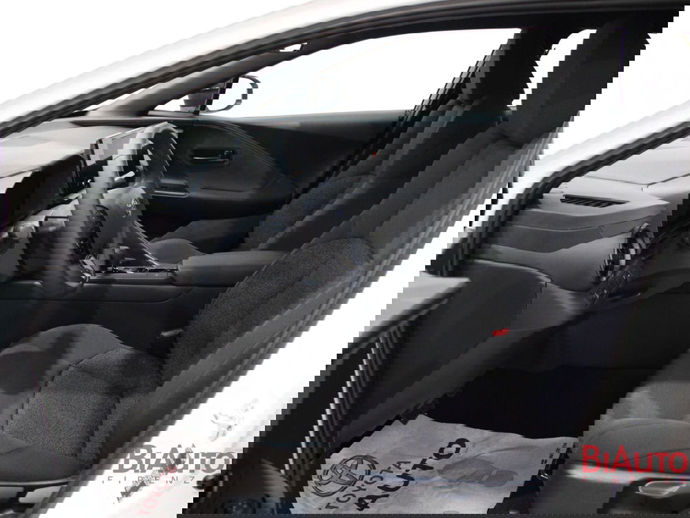 Toyota Toyota C-HR nuova a Firenze (5)