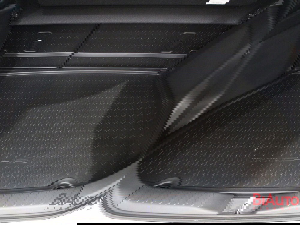 Toyota Toyota C-HR nuova a Firenze (8)