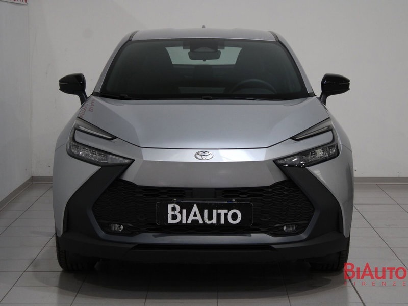 Toyota Toyota C-HR nuova a Firenze (3)