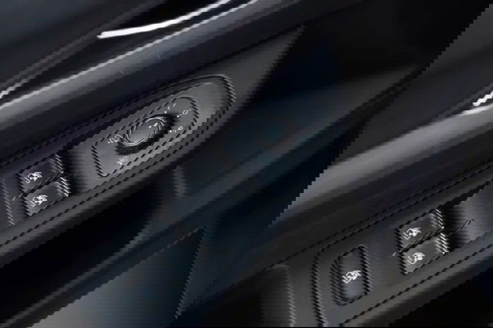 Volkswagen Golf nuova a Padova (12)