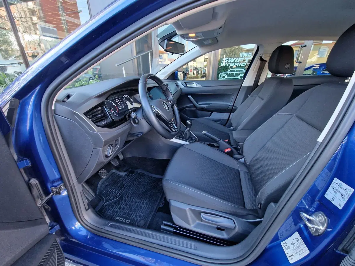 Volkswagen Polo usata a Milano (6)