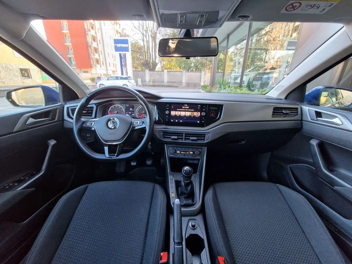Volkswagen Polo usata a Milano (8)