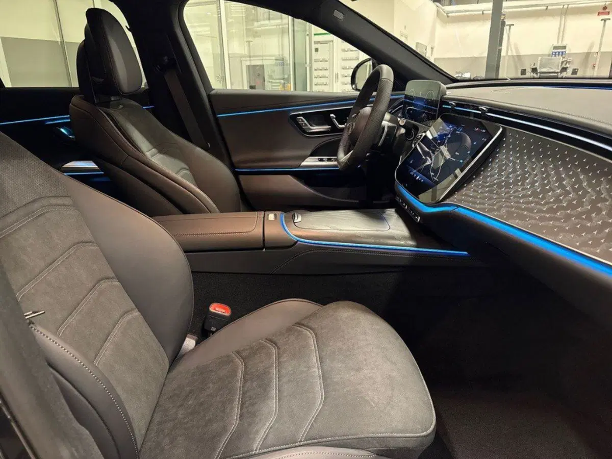 Mercedes-Benz Classe E Station Wagon nuova a Rimini (14)