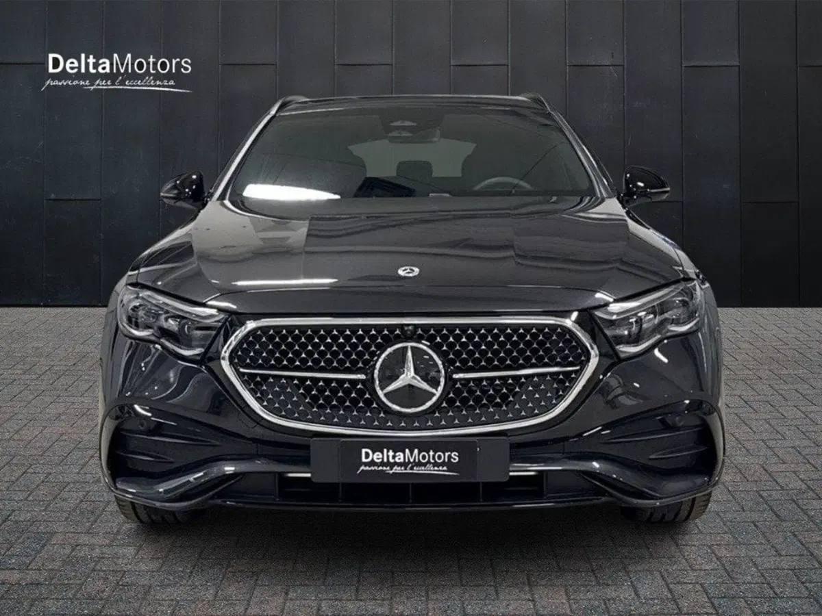 Mercedes-Benz Classe E Station Wagon nuova a Rimini (6)