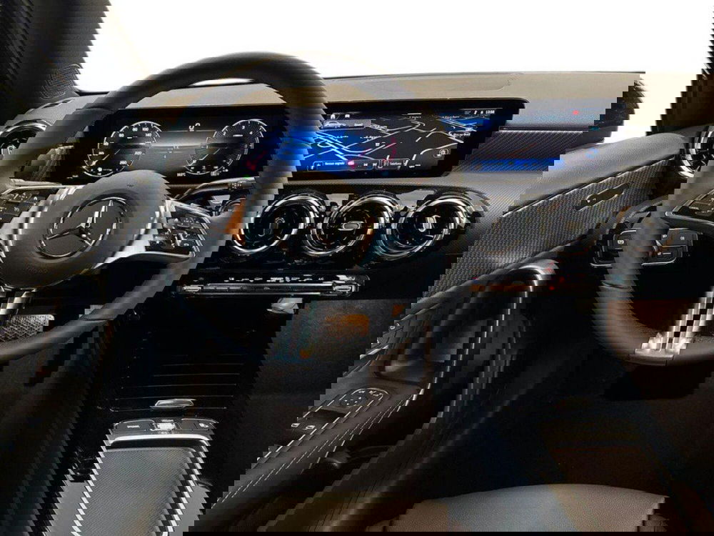 Mercedes-Benz Classe A Sedan nuova a Macerata (11)