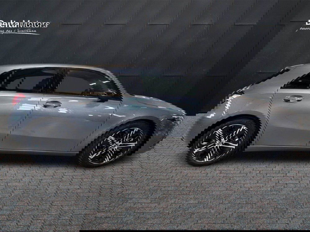 Mercedes-Benz Classe A Sedan nuova a Macerata (3)