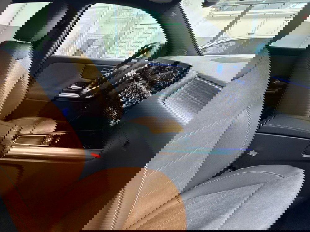 Mercedes-Benz GLA SUV nuova a Macerata (14)