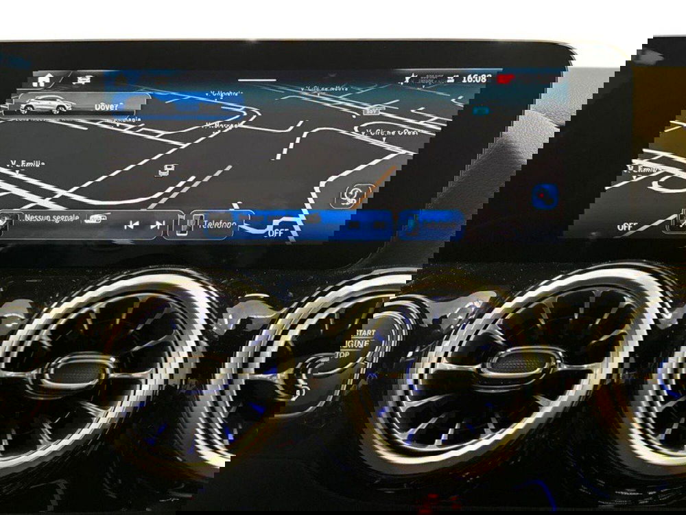 Mercedes-Benz GLA SUV nuova a Macerata (15)