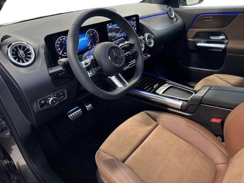 Mercedes-Benz GLA SUV nuova a Macerata (16)