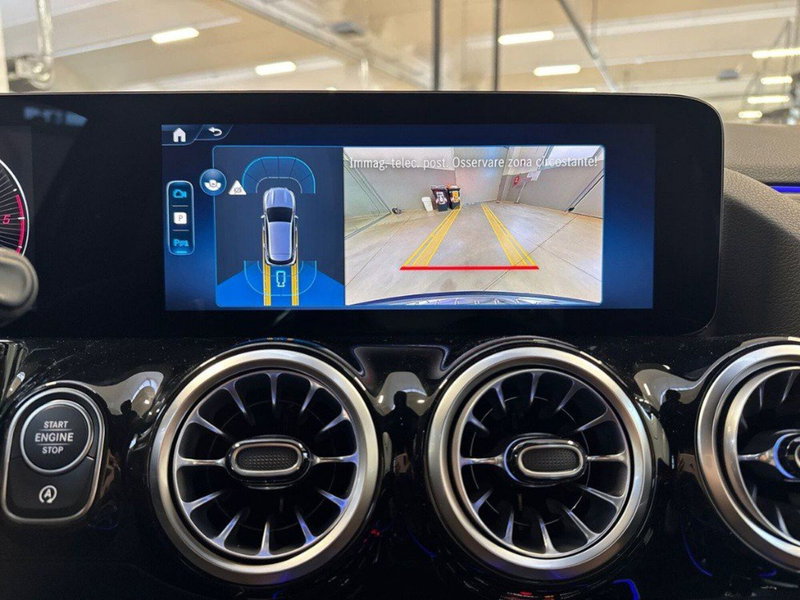 Mercedes-Benz GLA SUV nuova a Macerata (19)