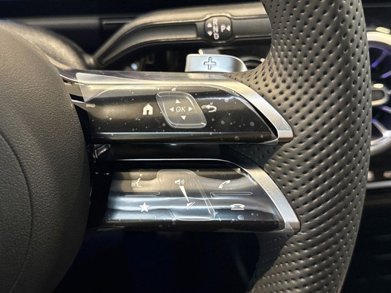 Mercedes-Benz GLA SUV nuova a Macerata (20)