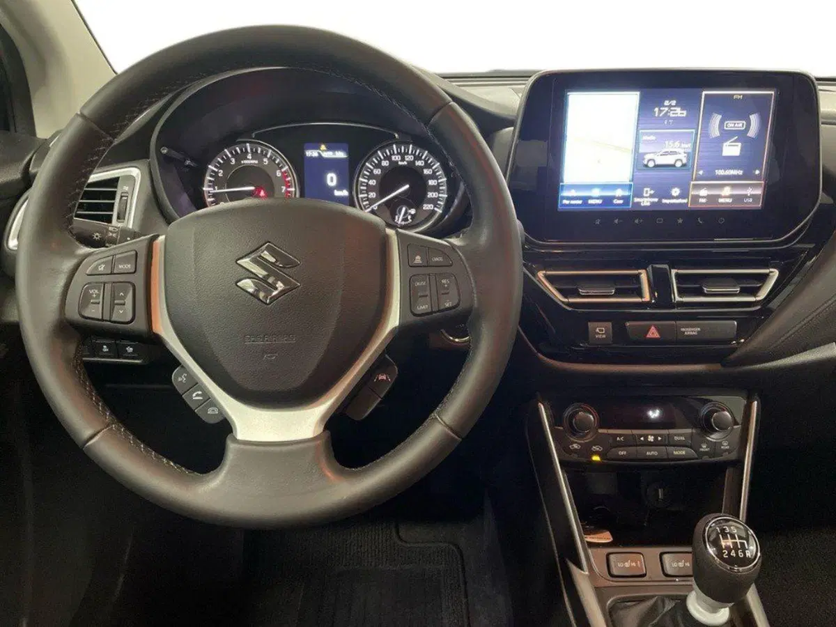 Suzuki S-Cross usata a Macerata (11)