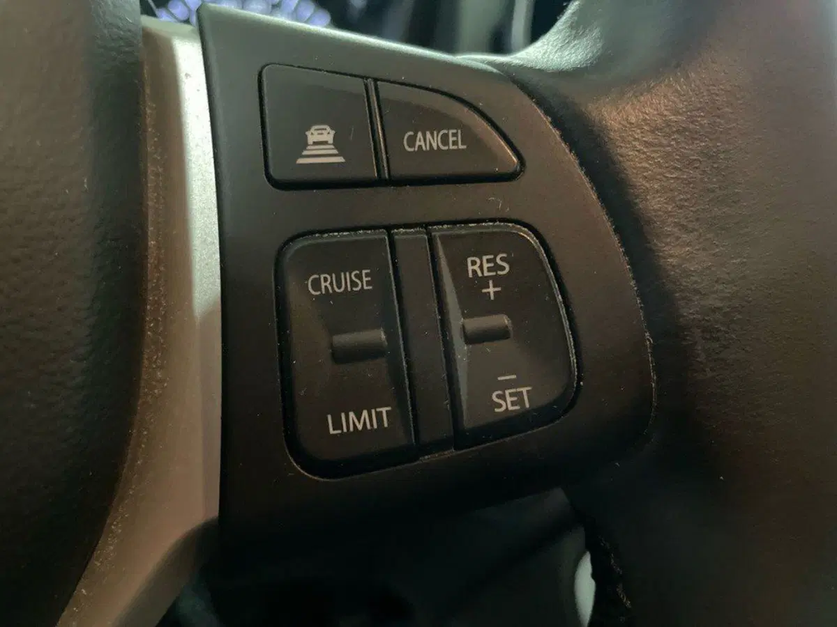 Suzuki S-Cross usata a Macerata (19)