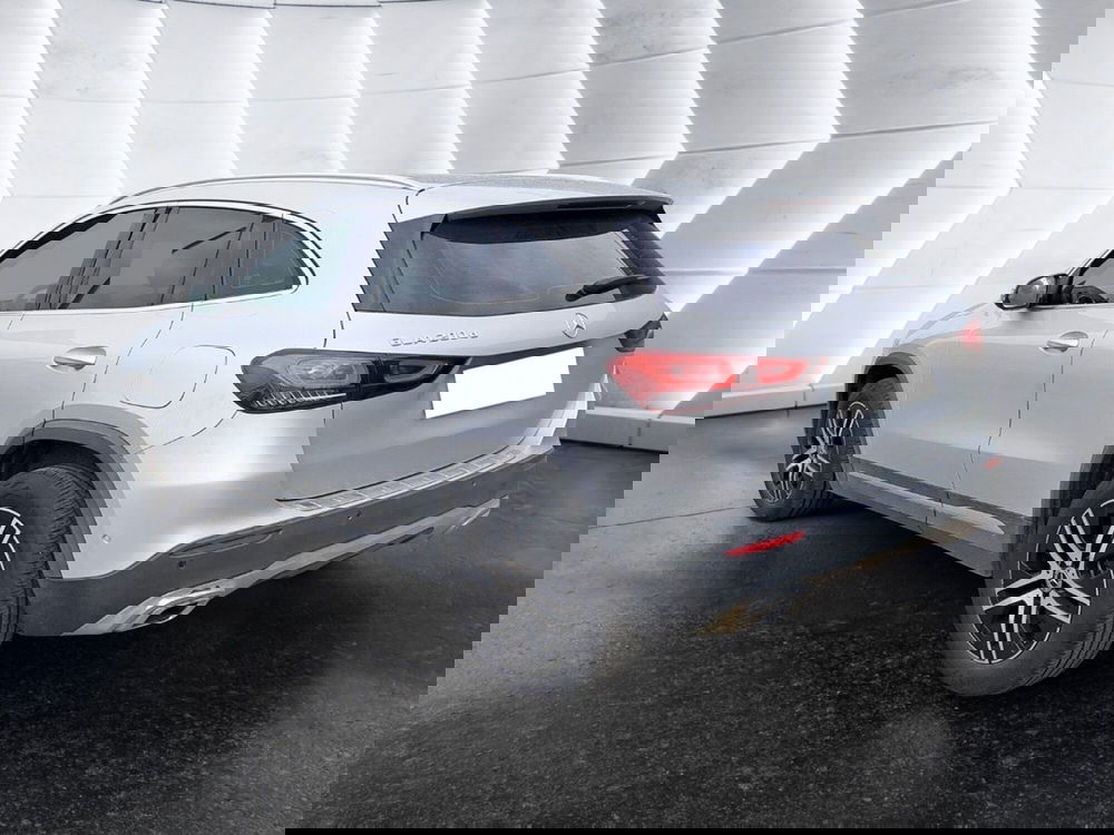 Mercedes-Benz GLA SUV usata a Salerno (6)