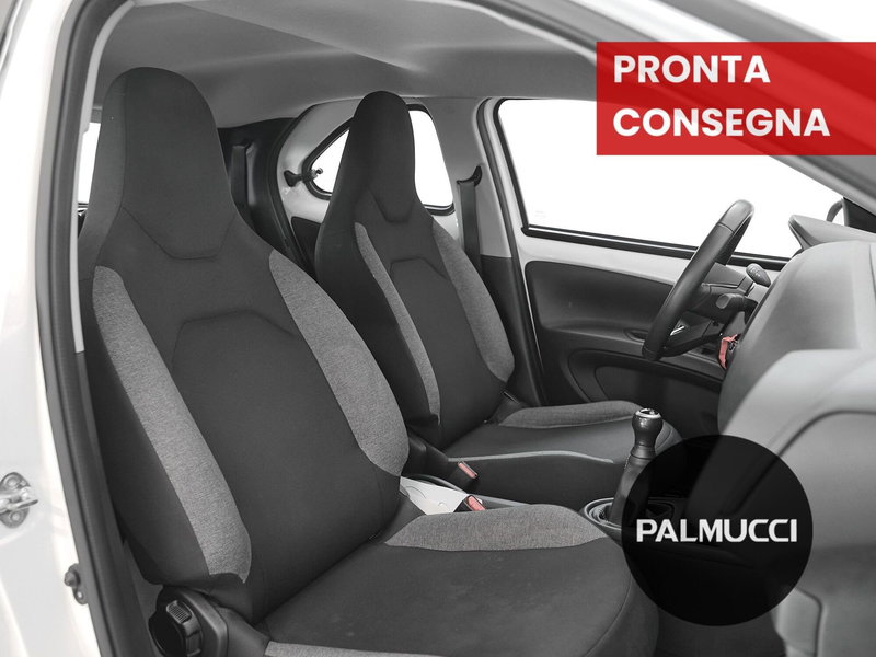 Toyota Aygo X usata a Prato (18)