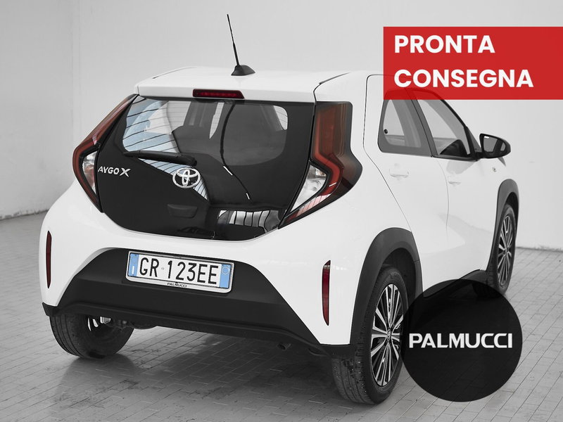 Toyota Aygo X usata a Prato (3)