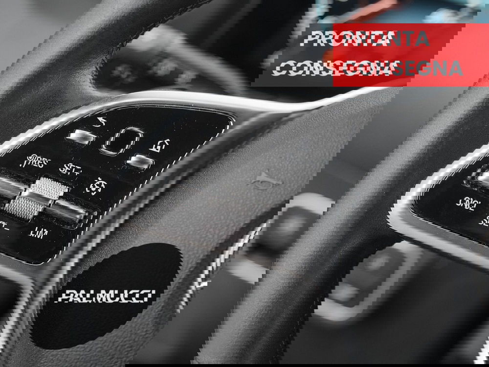 Mercedes-Benz GLA SUV usata a Prato (15)