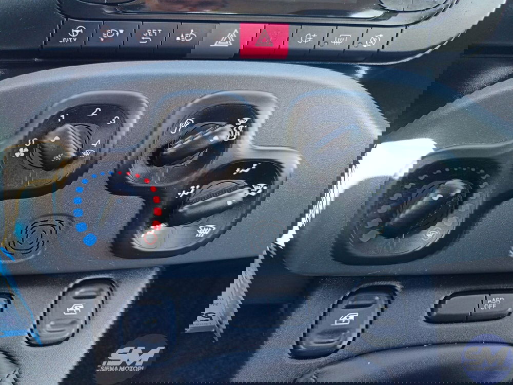 Fiat Panda Cross usata a Siena (11)