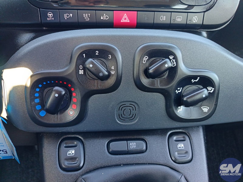 Fiat Panda Cross usata a Siena (11)