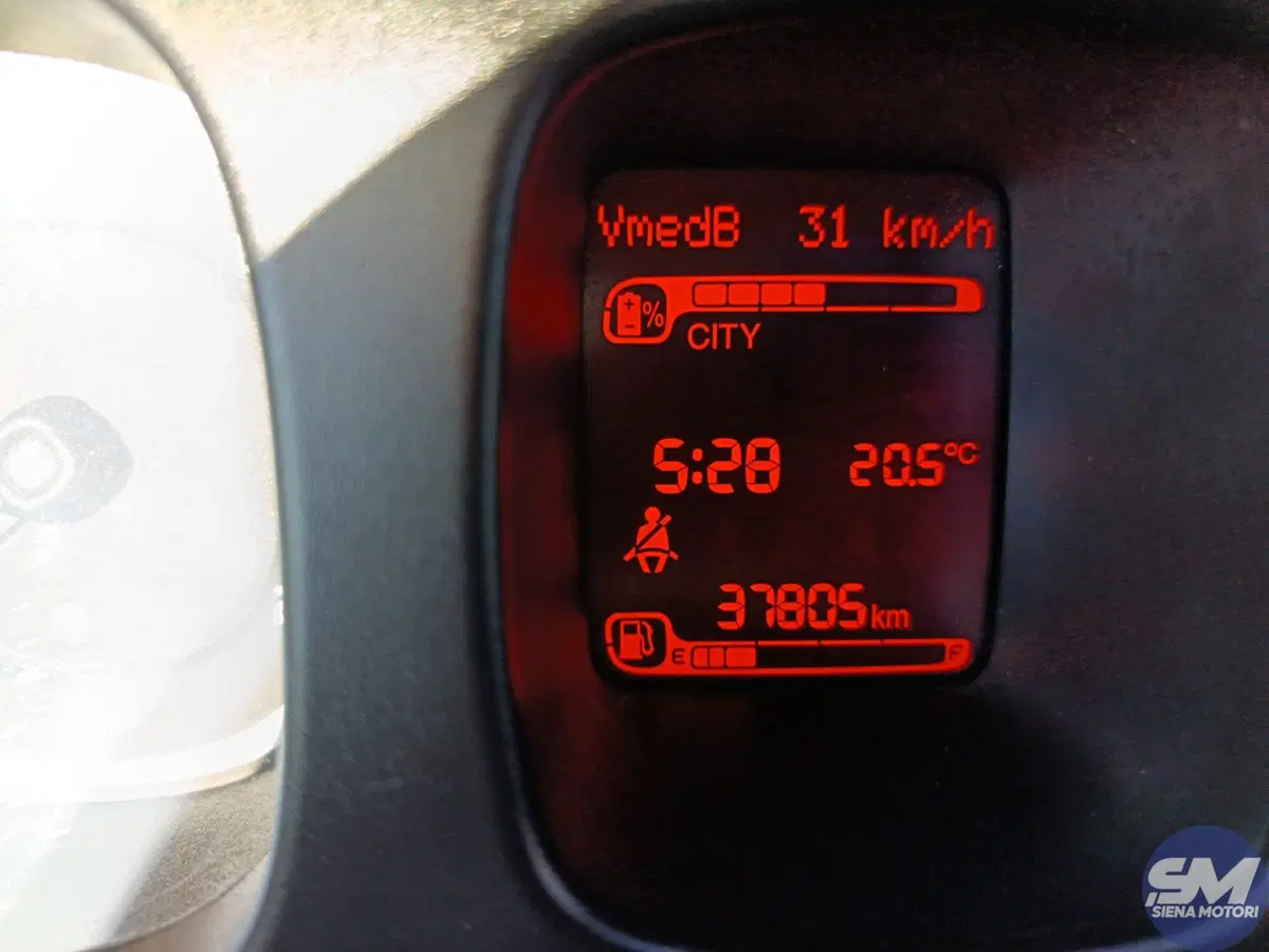Fiat Panda Cross usata a Siena (9)