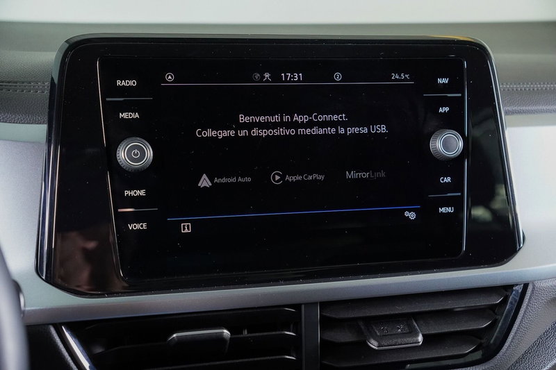 Volkswagen T-Roc usata a Perugia (18)