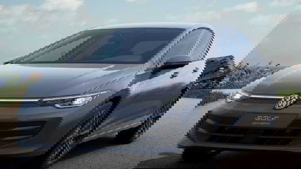 Volkswagen Golf nuova a Avellino