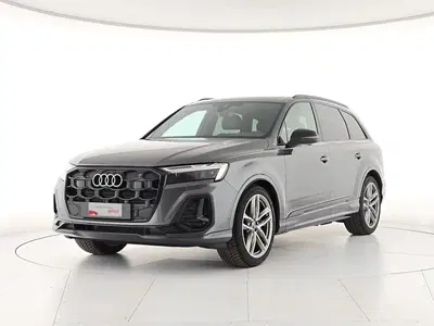 Audi Q7 3.0 tdi mhev S line edition quattro 286cv tiptronic 7p.ti del 2024 usata a Alessandria