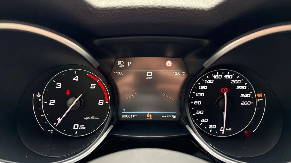 Alfa Romeo Stelvio usata a Treviso (17)