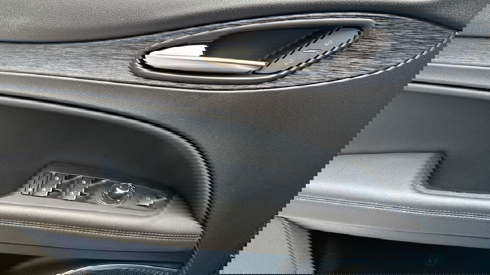 Alfa Romeo Stelvio usata a Treviso (18)