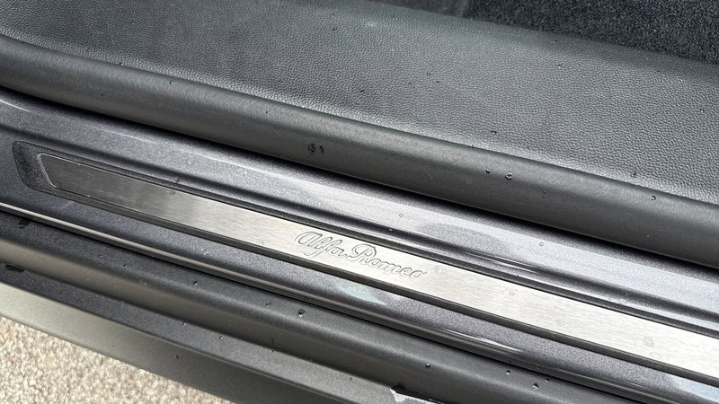 Alfa Romeo Stelvio usata a Treviso (19)