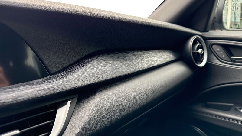 Alfa Romeo Stelvio usata a Treviso (7)