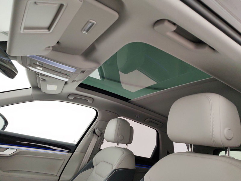 Volkswagen Touareg usata a Massa-Carrara (10)