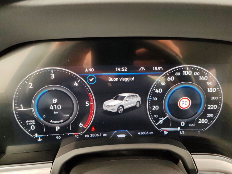 Volkswagen Touareg usata a Massa-Carrara (17)