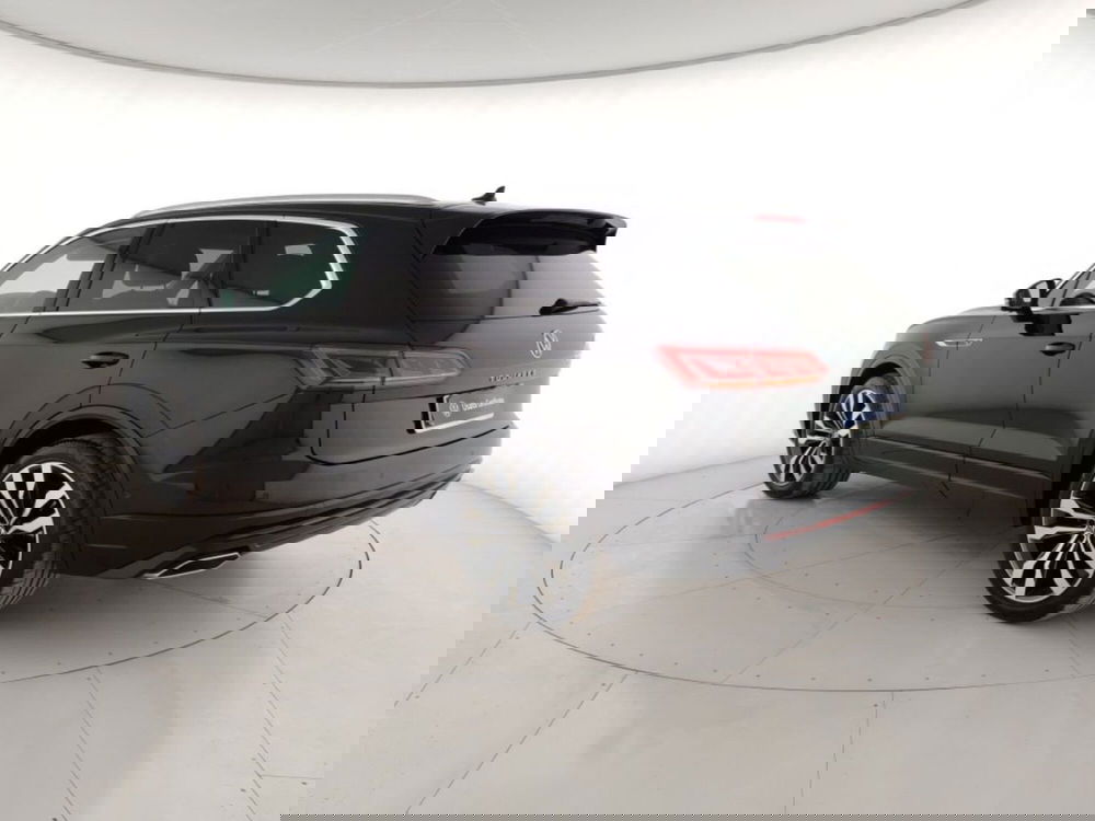 Volkswagen Touareg usata a Massa-Carrara (2)