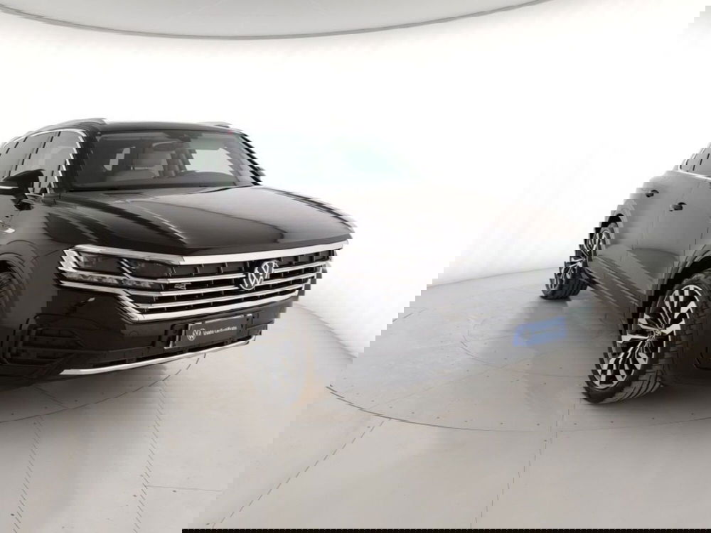 Volkswagen Touareg usata a Massa-Carrara (4)