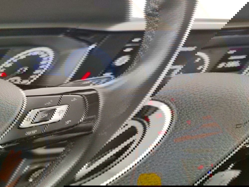 Volkswagen Polo usata a Massa-Carrara (12)