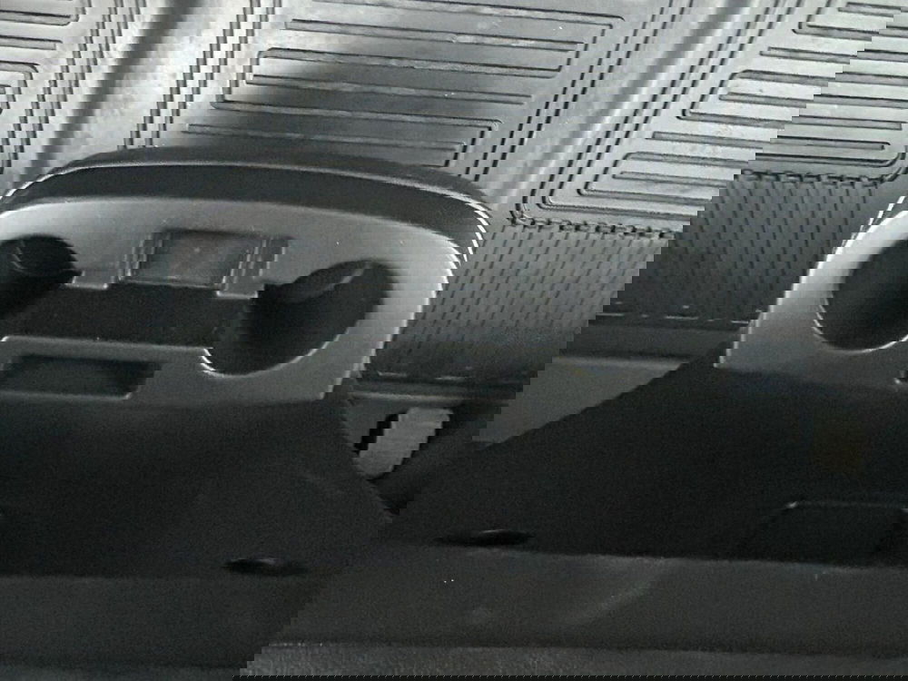 Toyota Proace Max Furgone nuova a Bergamo (18)