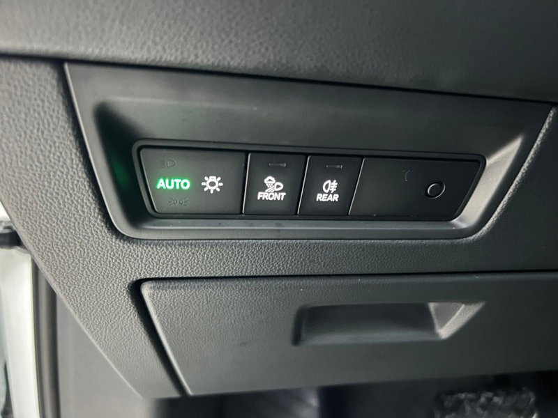 Volkswagen Touareg usata a Bari (19)