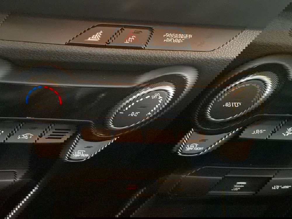 Kia Stonic usata a Reggio Calabria (18)