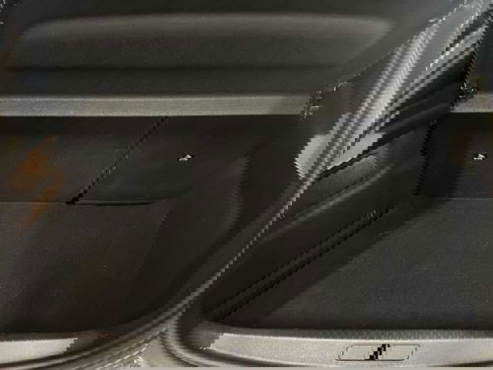 Peugeot 208 usata a Prato (8)