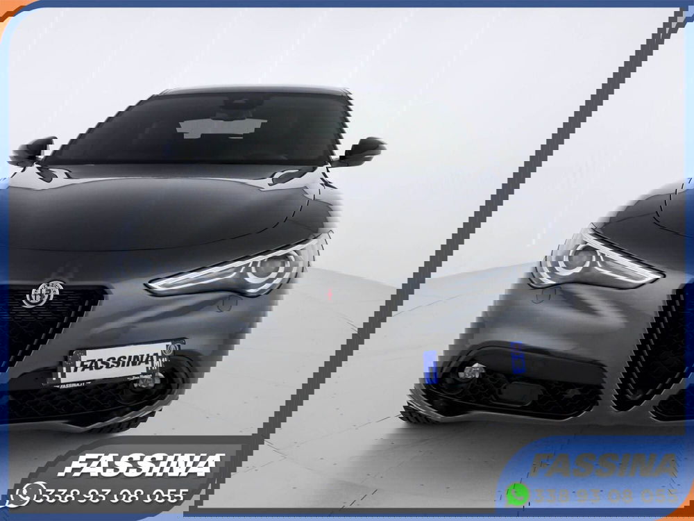 Alfa Romeo Stelvio usata a Milano (2)