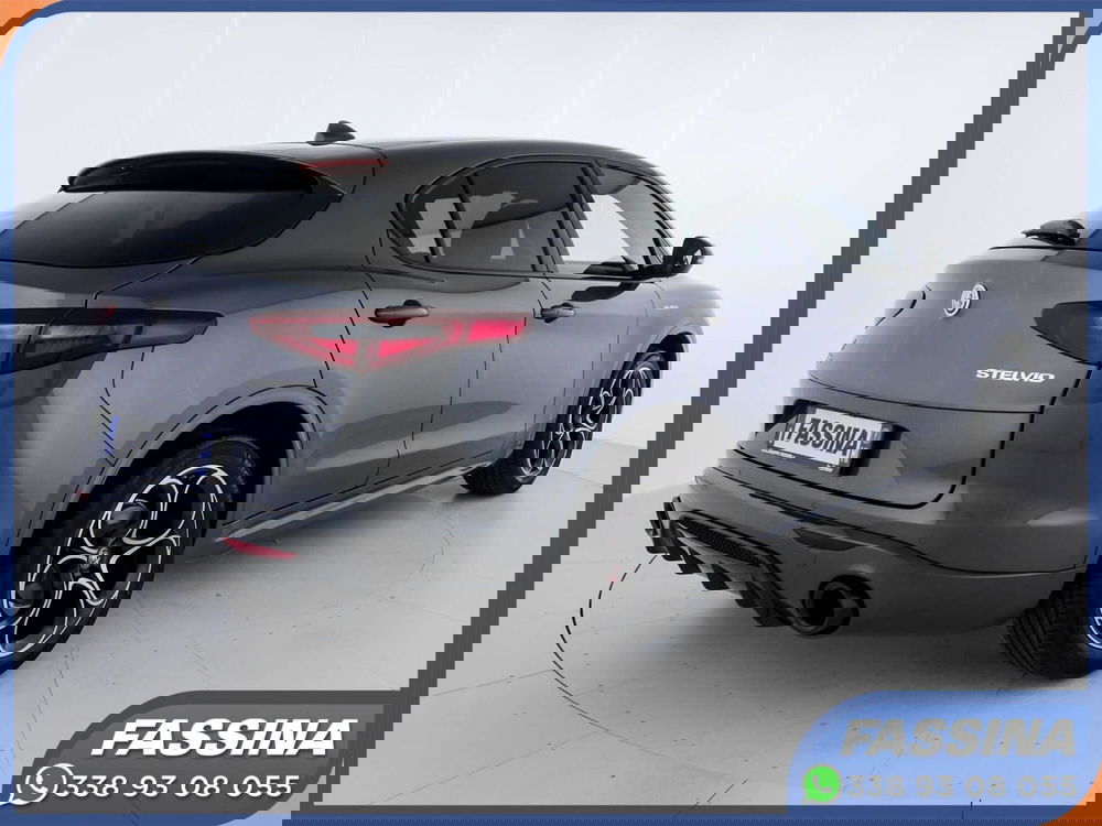 Alfa Romeo Stelvio usata a Milano (6)