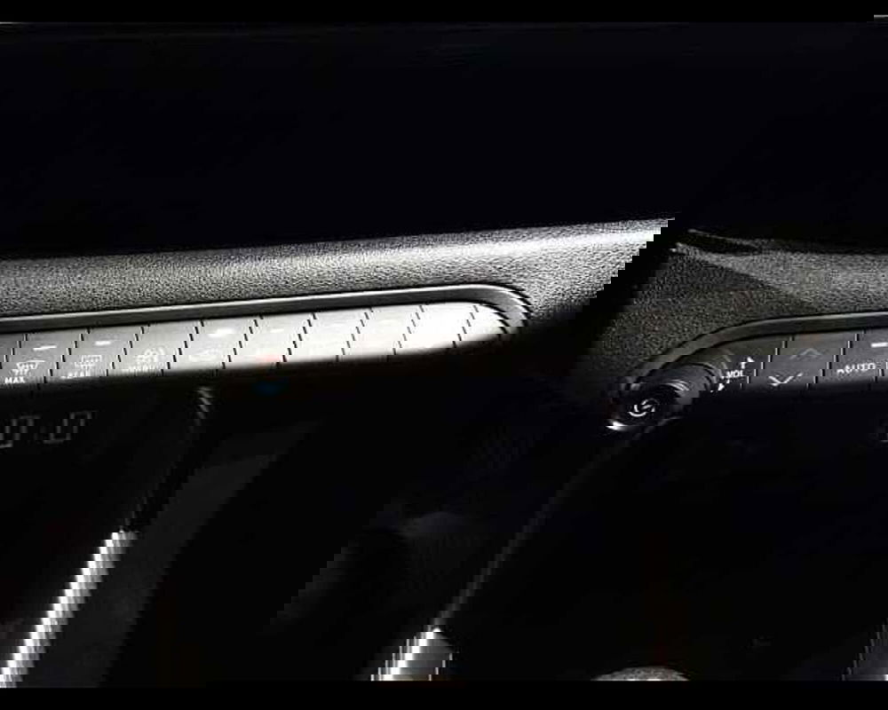 Jeep Avenger usata a Cuneo (19)