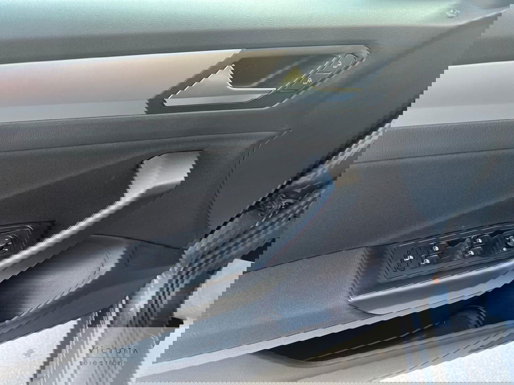 Volkswagen T-Roc usata a Brescia (7)